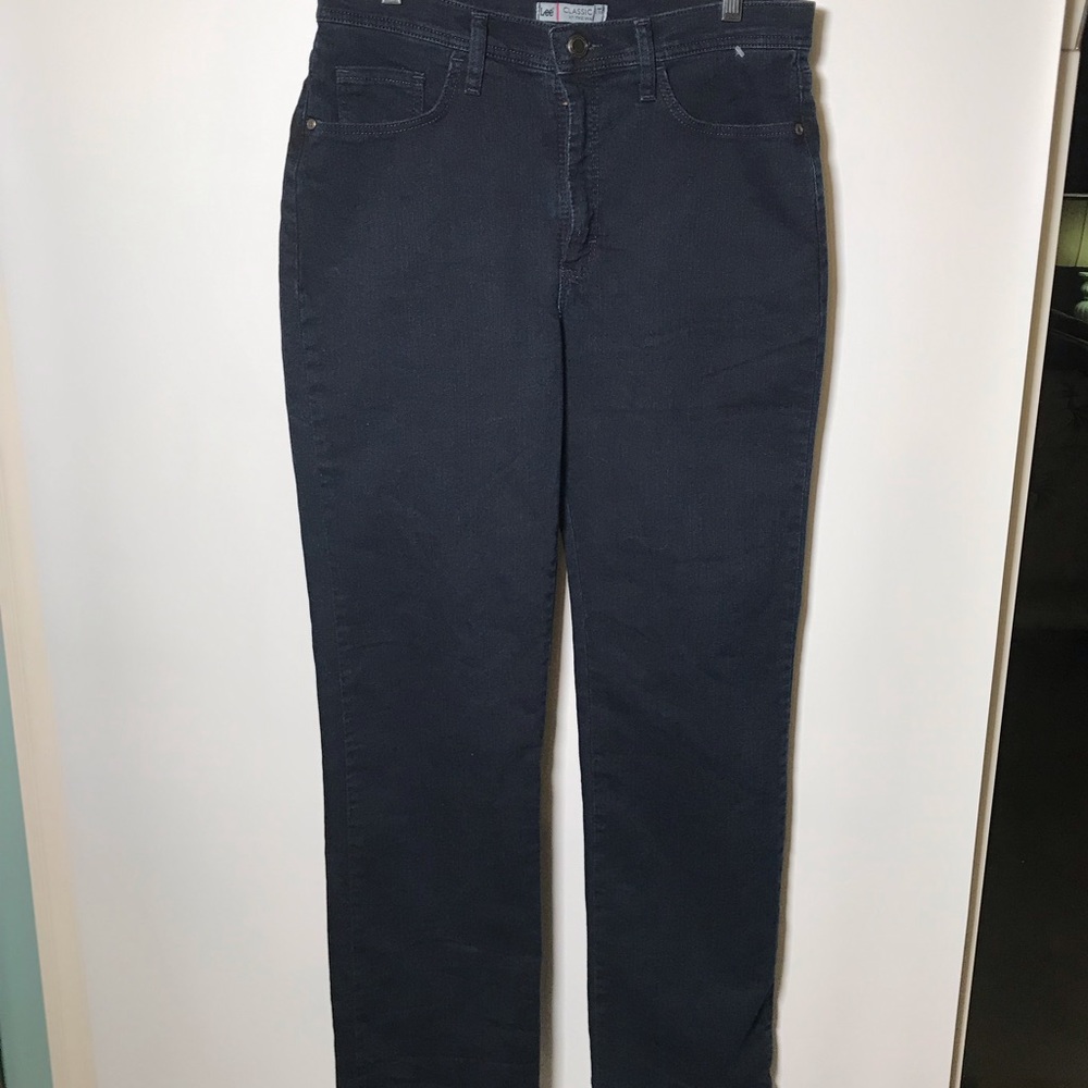 Lee classic fit dark wash jeans 10 M